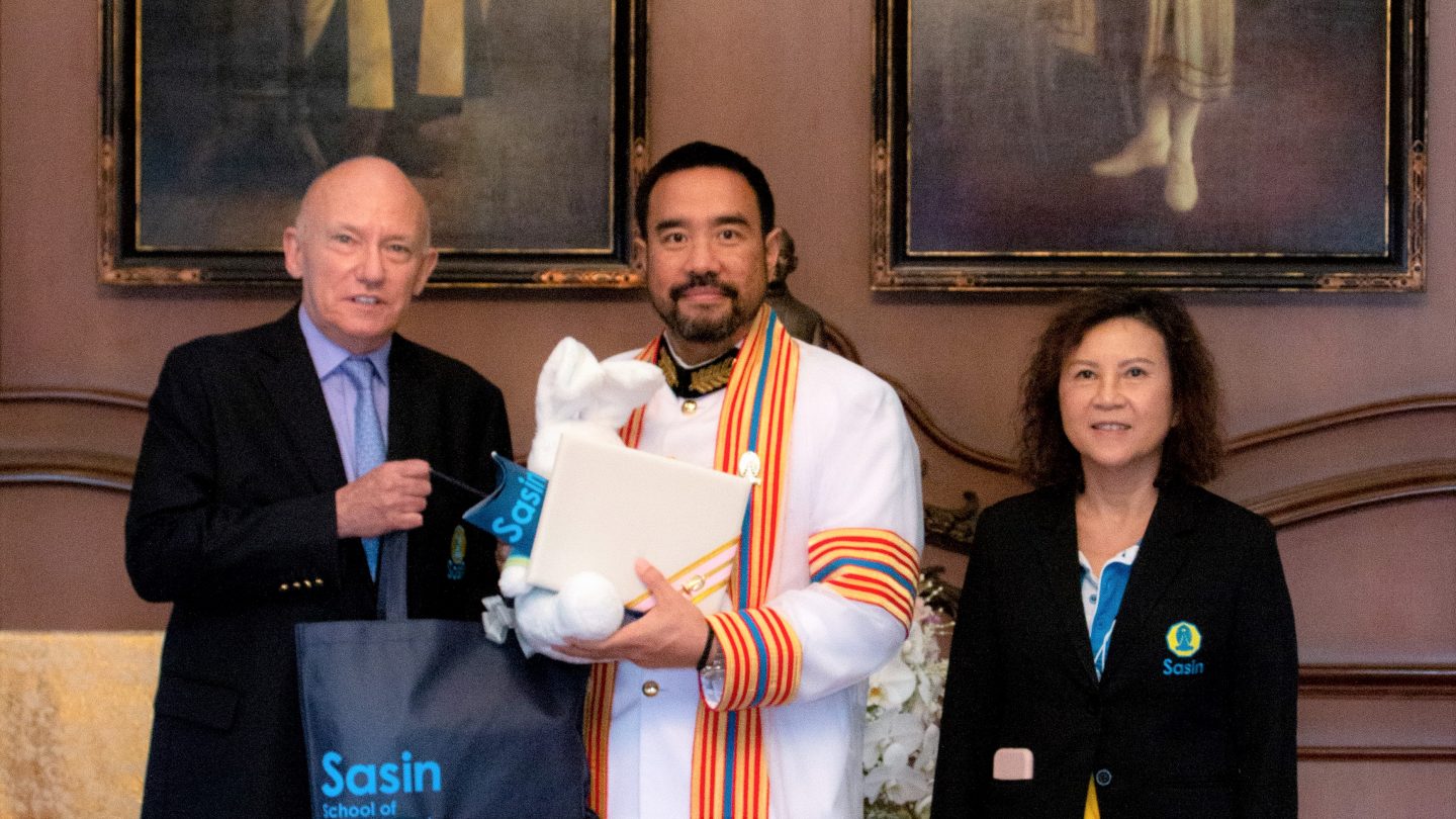 Sasin Congratulates M.L. Dispanadda Diskul on Receiving an Honorary Doctorate Degree